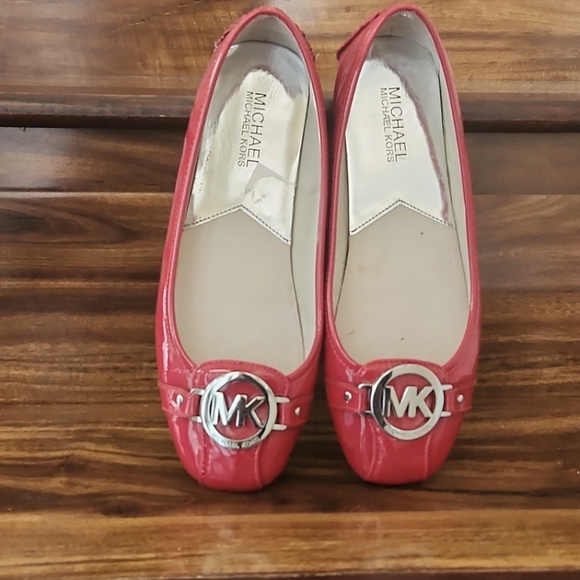 Michael Kors Red Loafers with Glossy Finish Size 7M - Picture 1 of 9